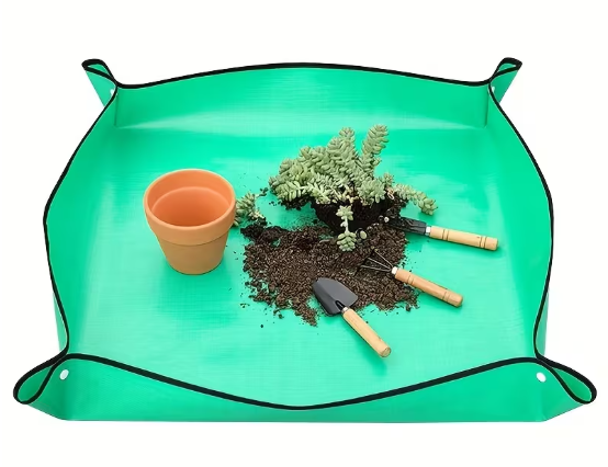 Aiatööde matt taimede ümberistutamiseks, lõikamiseks, kastmiseks jm.